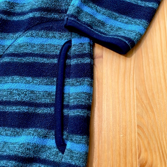 🎈2for$15—Uniqlo Kid Size 11 Fleece Jacket, Blue & Grey Stripes - Picture 7 of 8